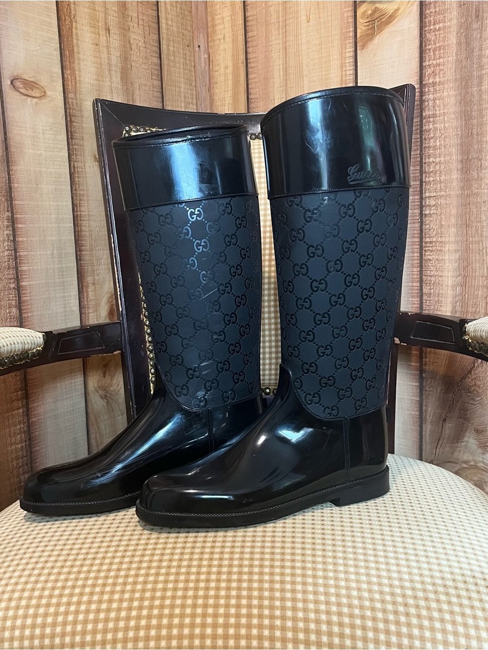 💋 Gucci GG Monogrammed Rubber Rain Boots